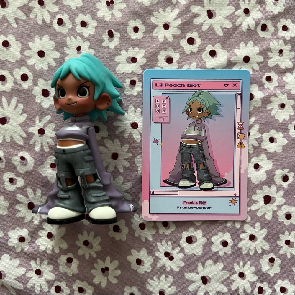 Pop Mart Lil Peach Riot: Loading! Series Blind Box Figure - Frankie Dancer